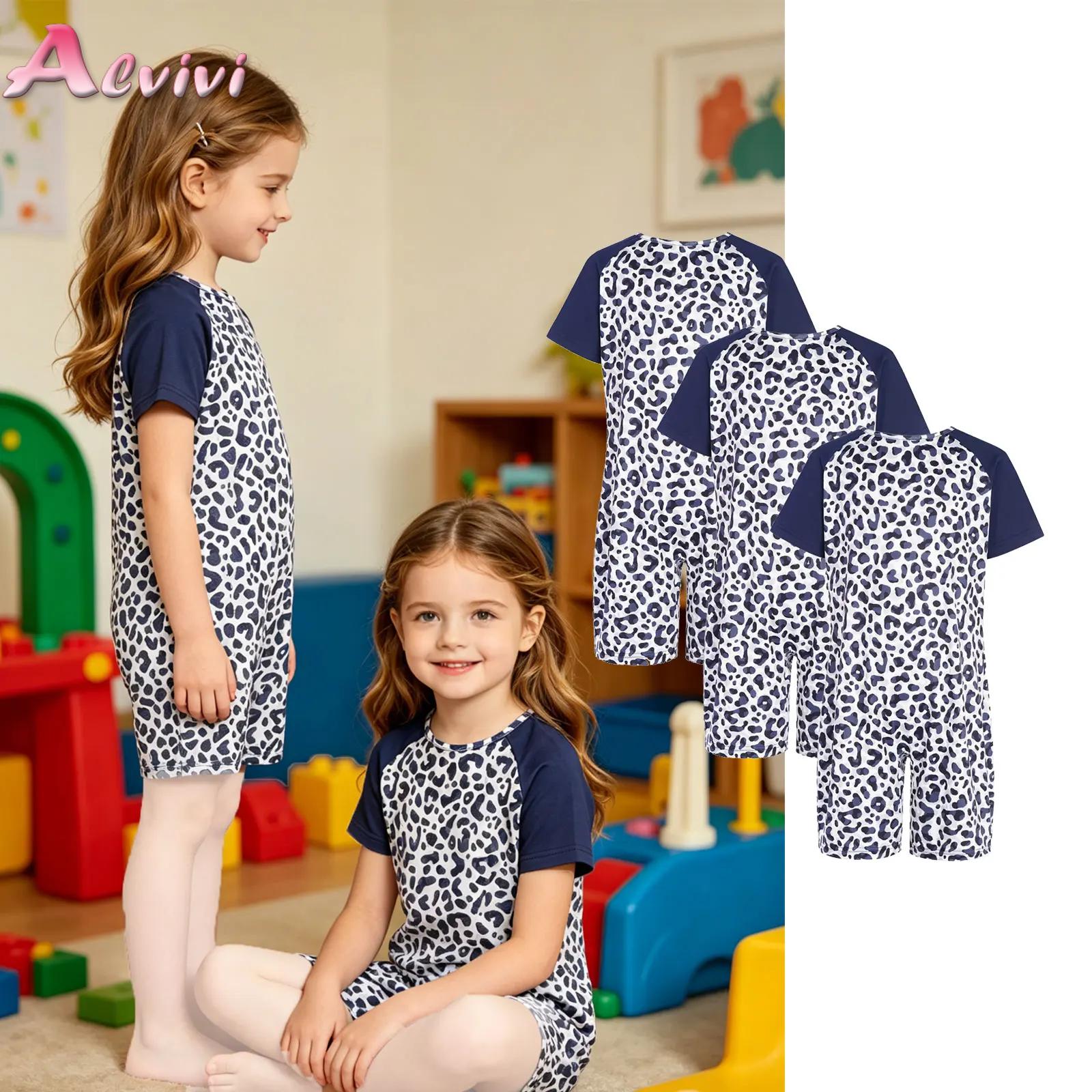Summer Clothing Needs - Conjunto de 3 Peças de Roupas